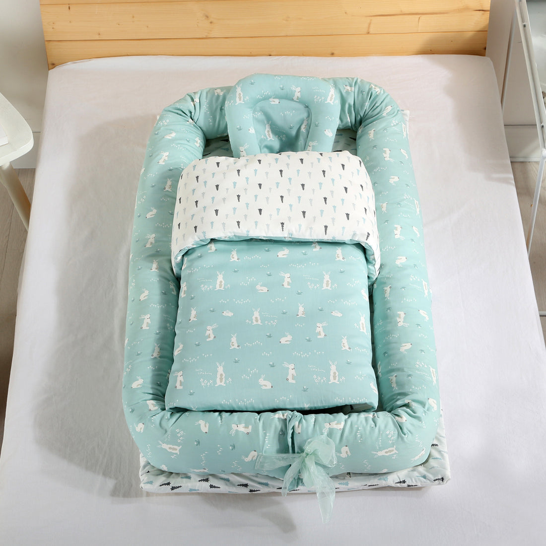 High-end Foldable Baby Crib Can Be Removed And Washed