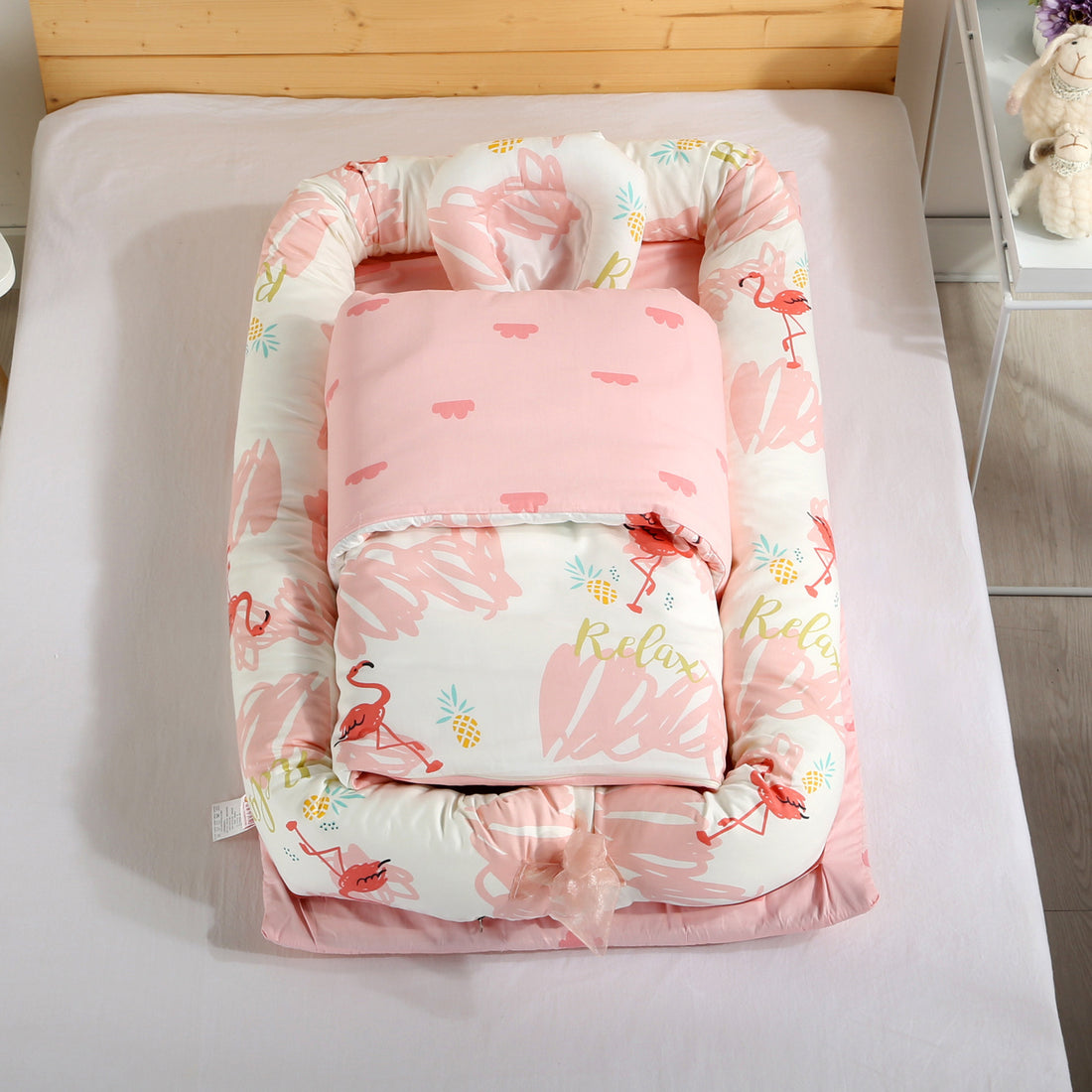 High-end Foldable Baby Crib Can Be Removed And Washed